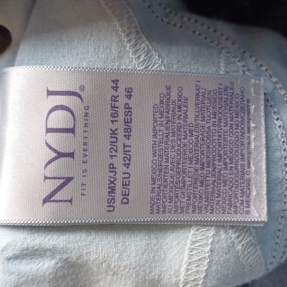 NYDJ Marilyn Straight Jeans, Stretch, Sz 12 Short, LiftxTuck, 17.5" Waist - Picture 6 of 6